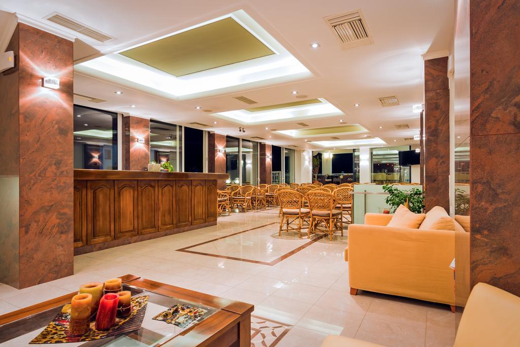 Akrata Beach Hotel 3* Akrata